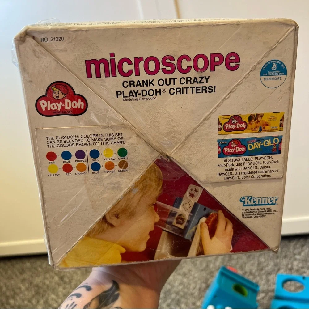 Play-doh Vintage 1980 Microscope Crank Out Crazy Critters In Box Set Kenner‎